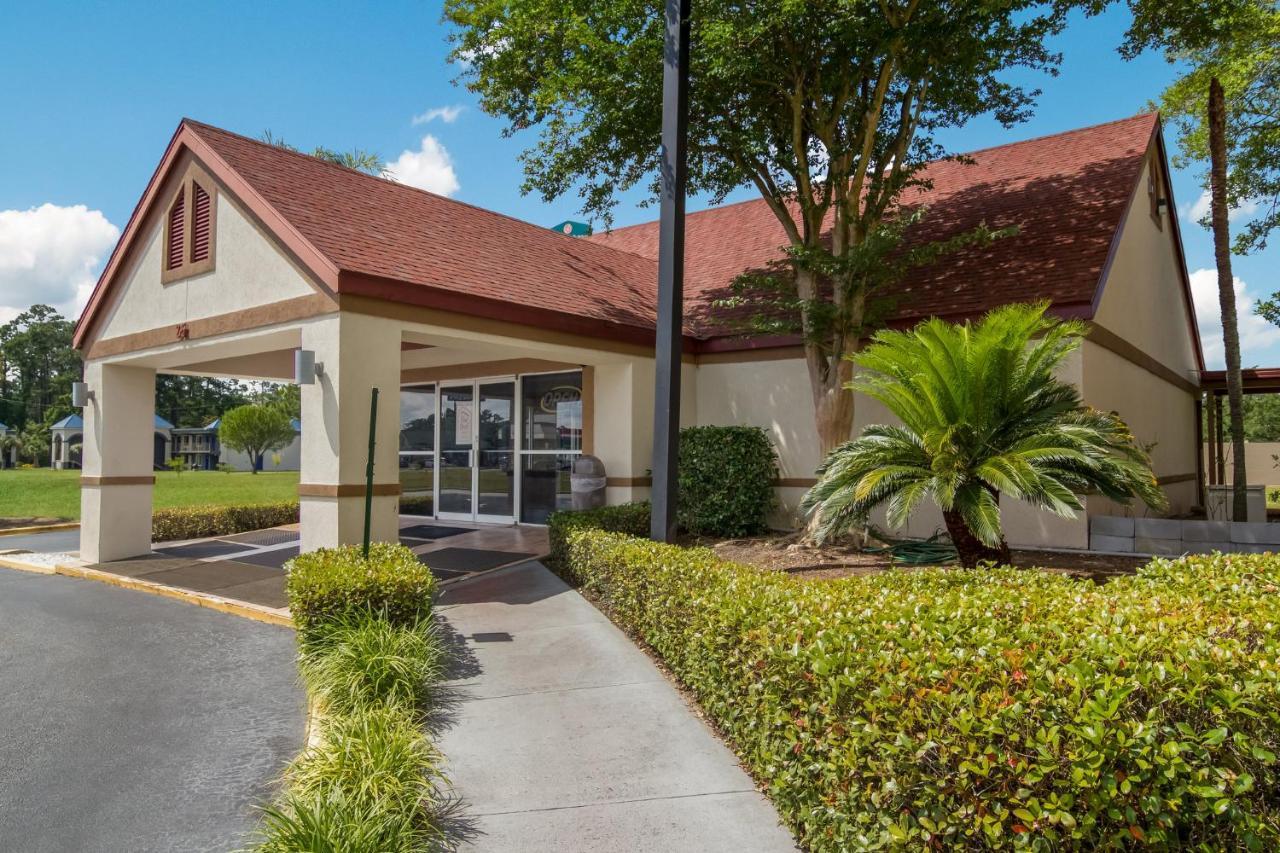 Red Roof Inn&Suites Brunswick I-95 Exterior foto